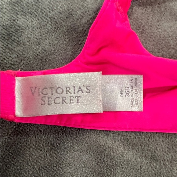 Victoria's Secret Hot Pink Double-Strap Demi Underwire Bra 36B - Picture 2 of 12